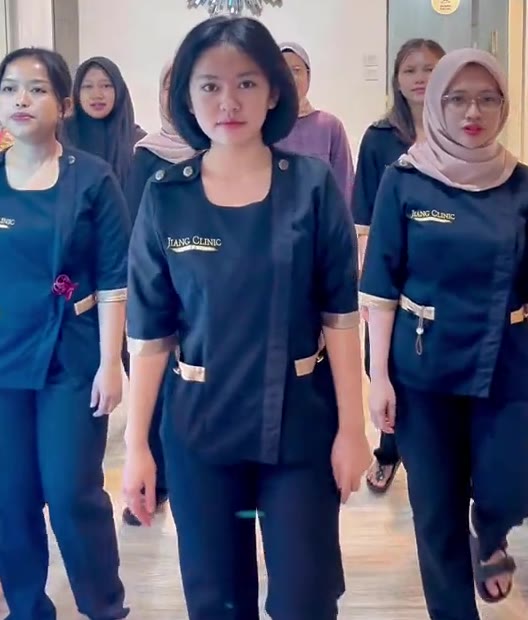 Ruang perawatan Jiang Clinic